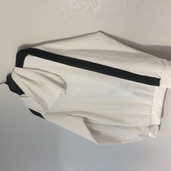 Fashions medium black/white hoodie sweatshirt - Picture 5 of 7